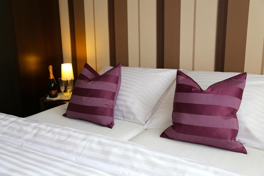 10 Bed And Breakfast Poznań Eksteriør bilde