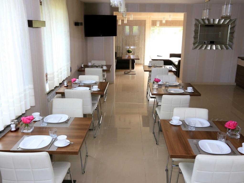 10 Bed And Breakfast Poznań Eksteriør bilde